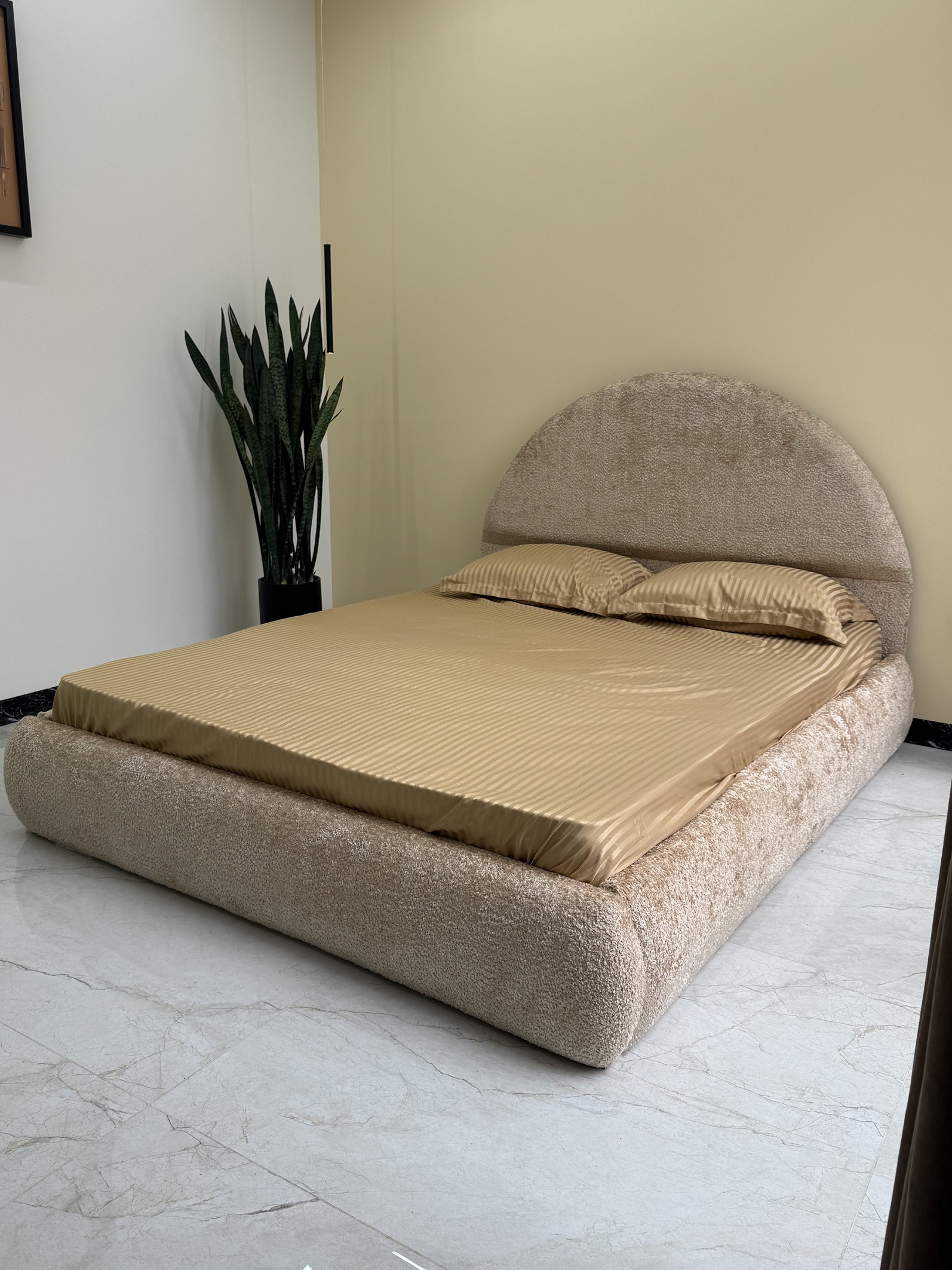تخت خواب دو نفره مینیمال مدل ونوس